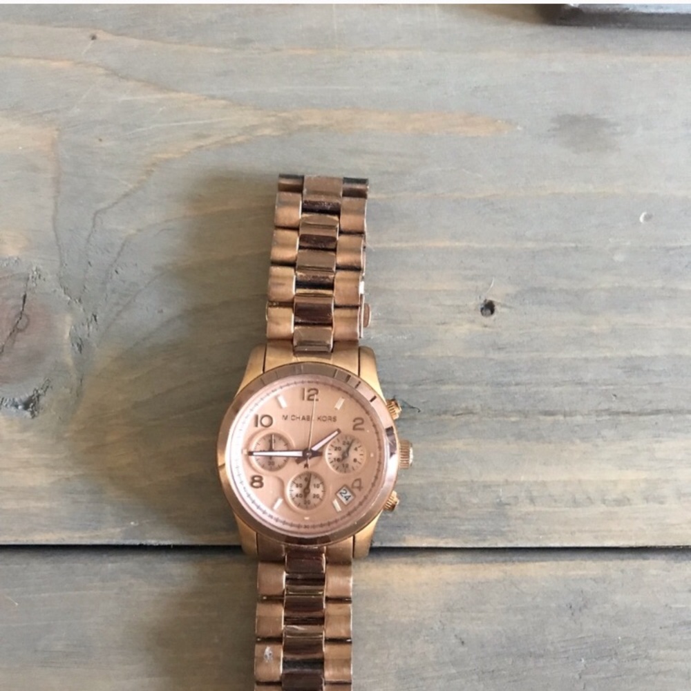 Michael Kors rose gold watch